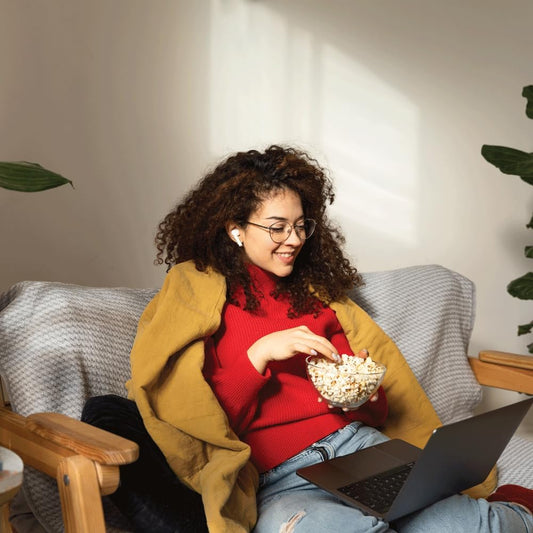 Green Lion PopJoy Popcorn Maker – 1200W, 270mL Capacity, Hot Air Popping, Non-Slip Base – Red