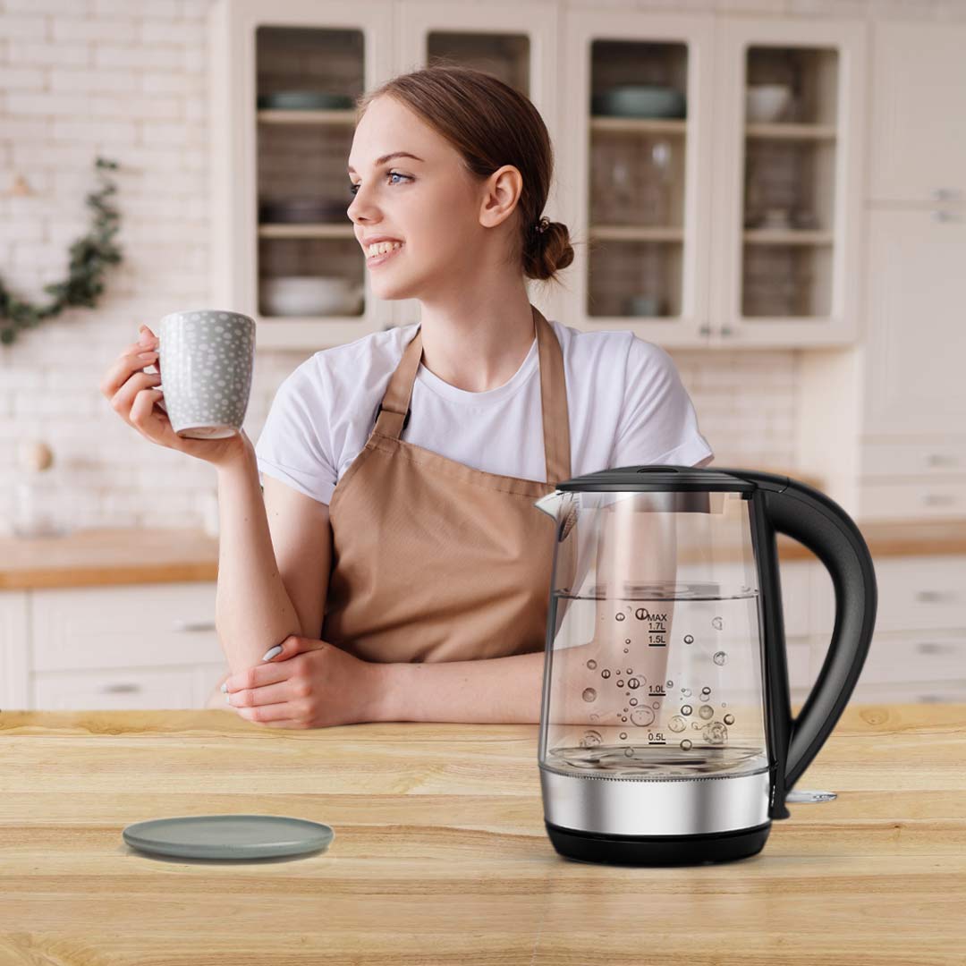 LePresso 360 Transparent Quick-Boil Glass Kettle – 1.7L Fast-Boiling Electric Kettle with LED Illumination | Sleek Glass Design, 2200W Power, UK 3-Pin Plug – Black