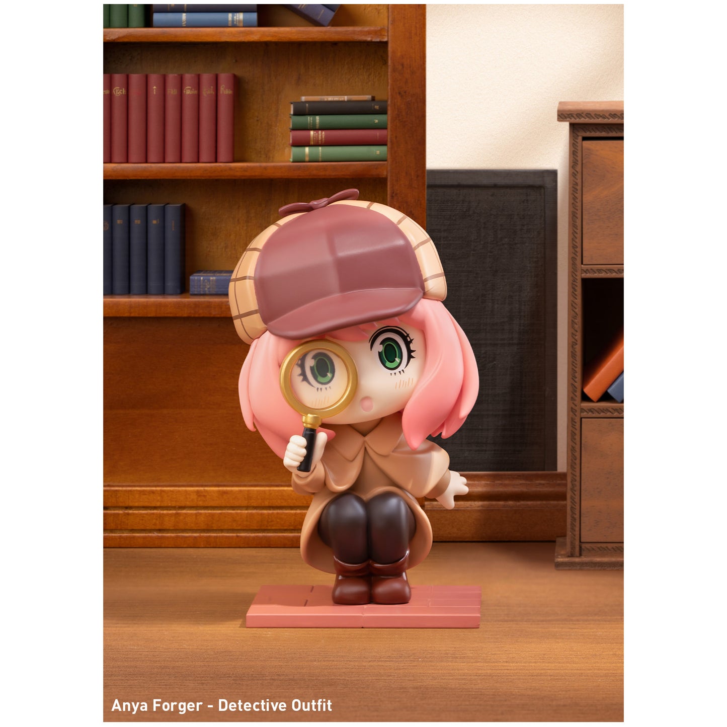 
Anya Forger – Detective Outfit from POP MART SPY × FAMILY Daily Life; scene props are illustrative