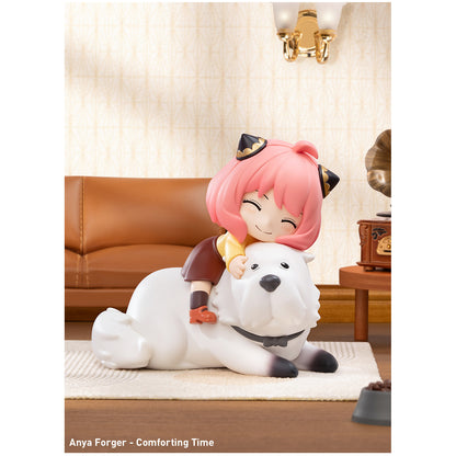 
Anya Forger – Comforting Time from POP MART SPY × FAMILY Daily Life; scene props are illustrative