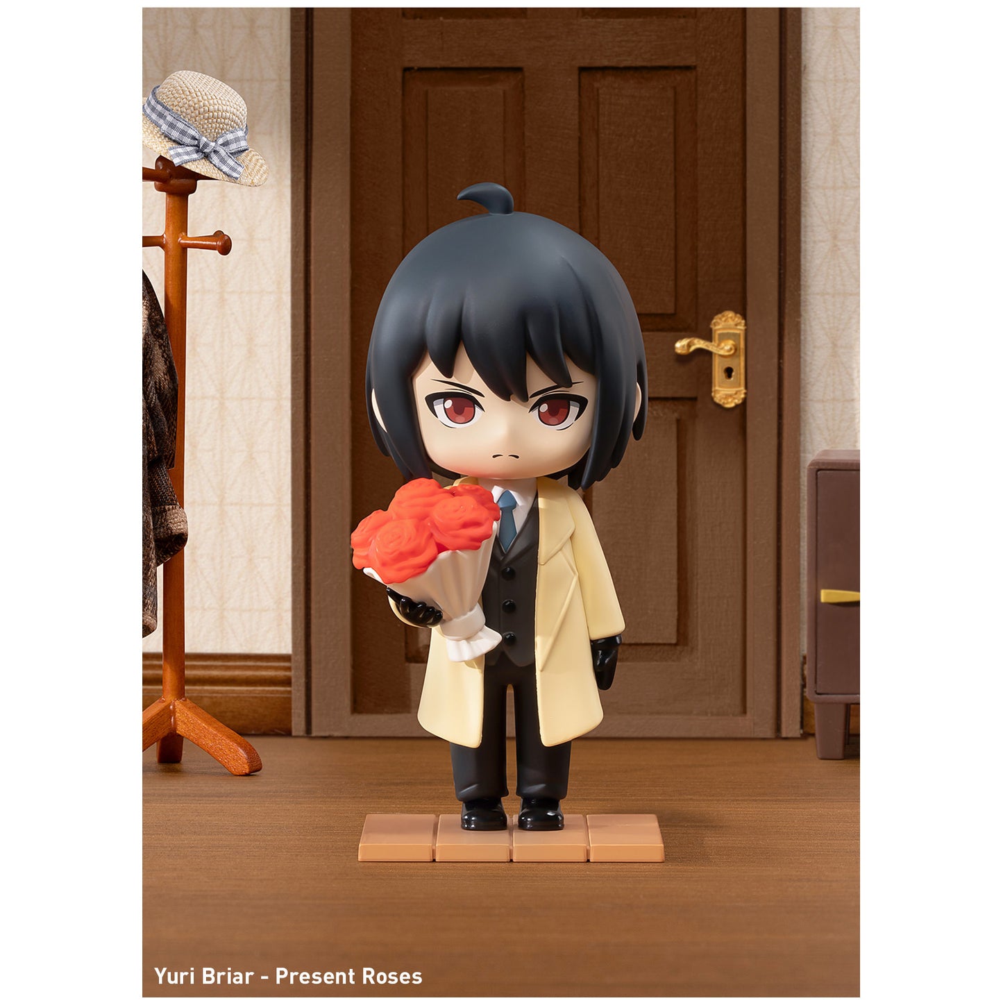 
Yuri Briar – Present Roses from POP MART SPY × FAMILY Daily Life; scene props are illustrative