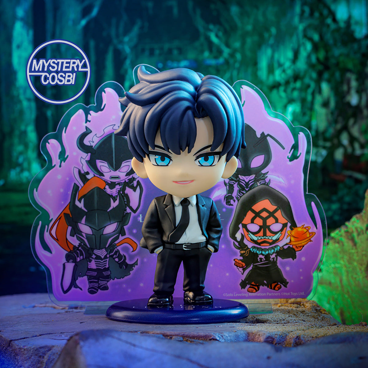
Hot Toys Solo Leveling Cosbi Collection — mystery Sung Jinwoo in suit and background stand